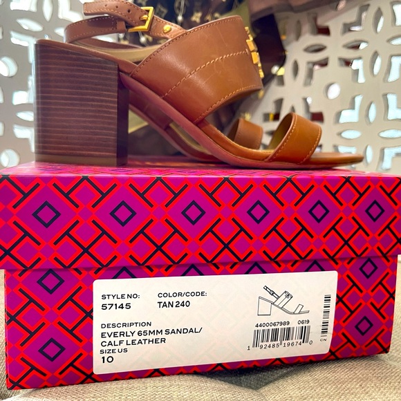 Tory Burch Shoes - ❤️‍🔥sale❤️‍🔥 Tory Burch Shoes size 10 brown